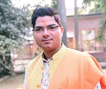 फोटो 28: गीतेश दीक्षित। स्रोत : स्वयं