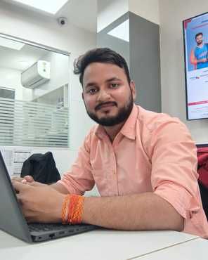 फोटो 28: गीतेश दीक्षित। स्रोत : स्वयं