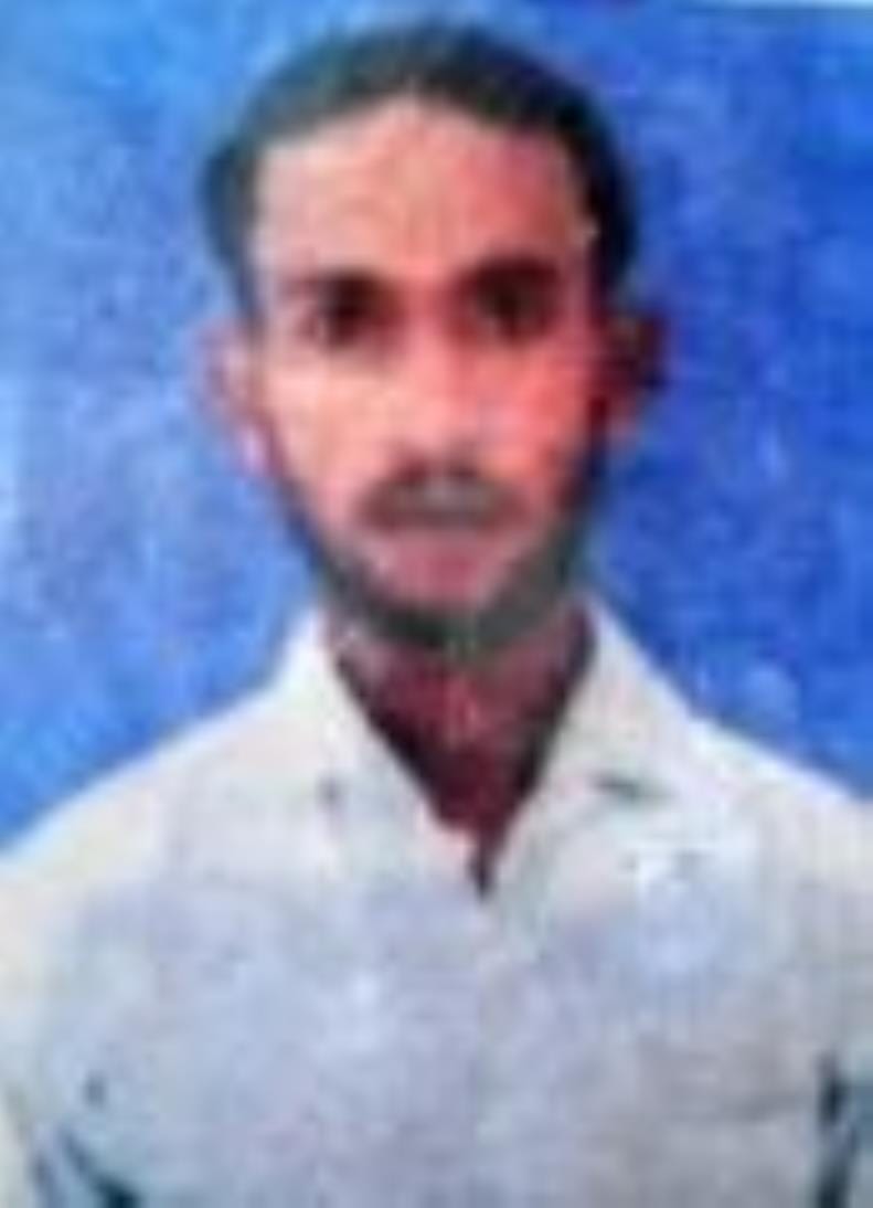 मृतक संजीव की फाइल फोटो मृतक संजीव की फाइल फोटो