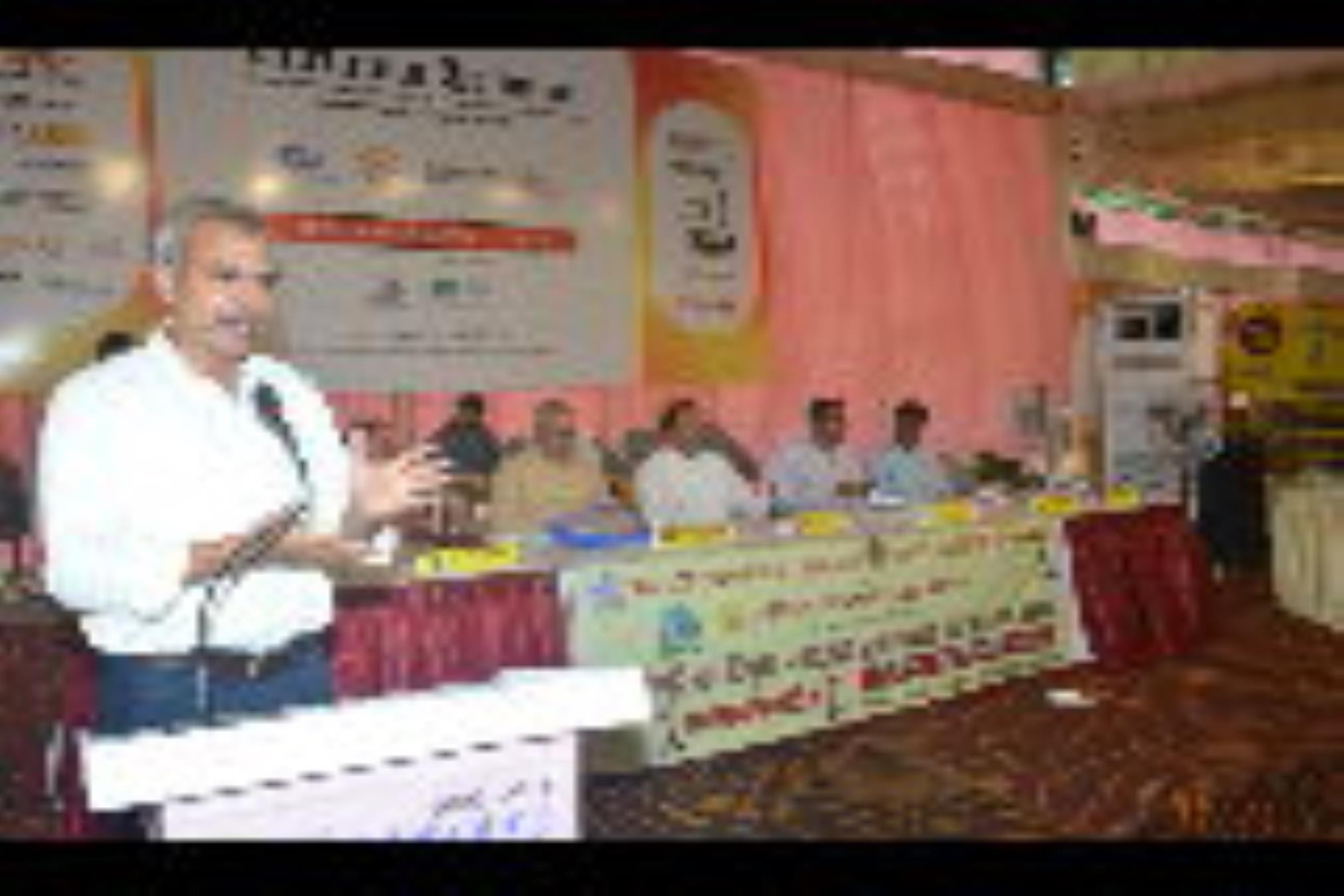 बलरामपुर गार्डन में आयोजित राष्ट्रीय पुस्तक मेला में माधवी फाउंडेशन लखनऊ एवं विश्व साहित्य सेवा बलरामपुर गार्डन में आयोजित राष्ट्रीय पुस्तक मेला में माधवी फाउंडेशन लखनऊ एवं विश्व साहित्य सेवा