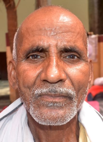 जजी कचहरी में आयोजित राष्ट्रीय लोक अदालत में अपने वादों का निस्तारण कराने आए वादकारी। संवाद