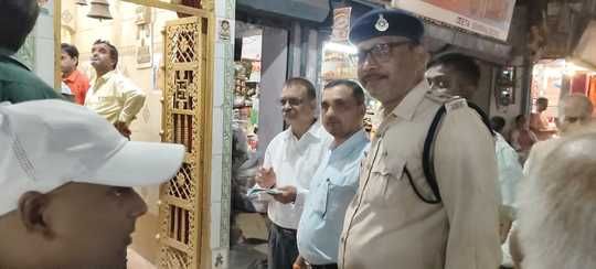 मंदिर परिसर में हुआ गैस रिसाव