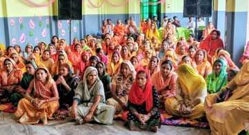 भागवत कथा करते साक्षी गोपाल महाराज। (मवाना) भागवत कथा करते साक्षी गोपाल महाराज। (मवाना)