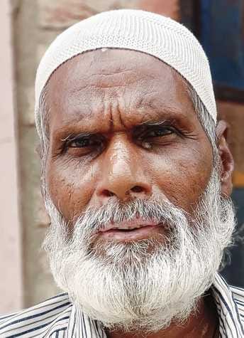 घरों में इस तरह आ रहा गंदा पानी। संवाद घरों में इस तरह आ रहा गंदा पानी। संवाद