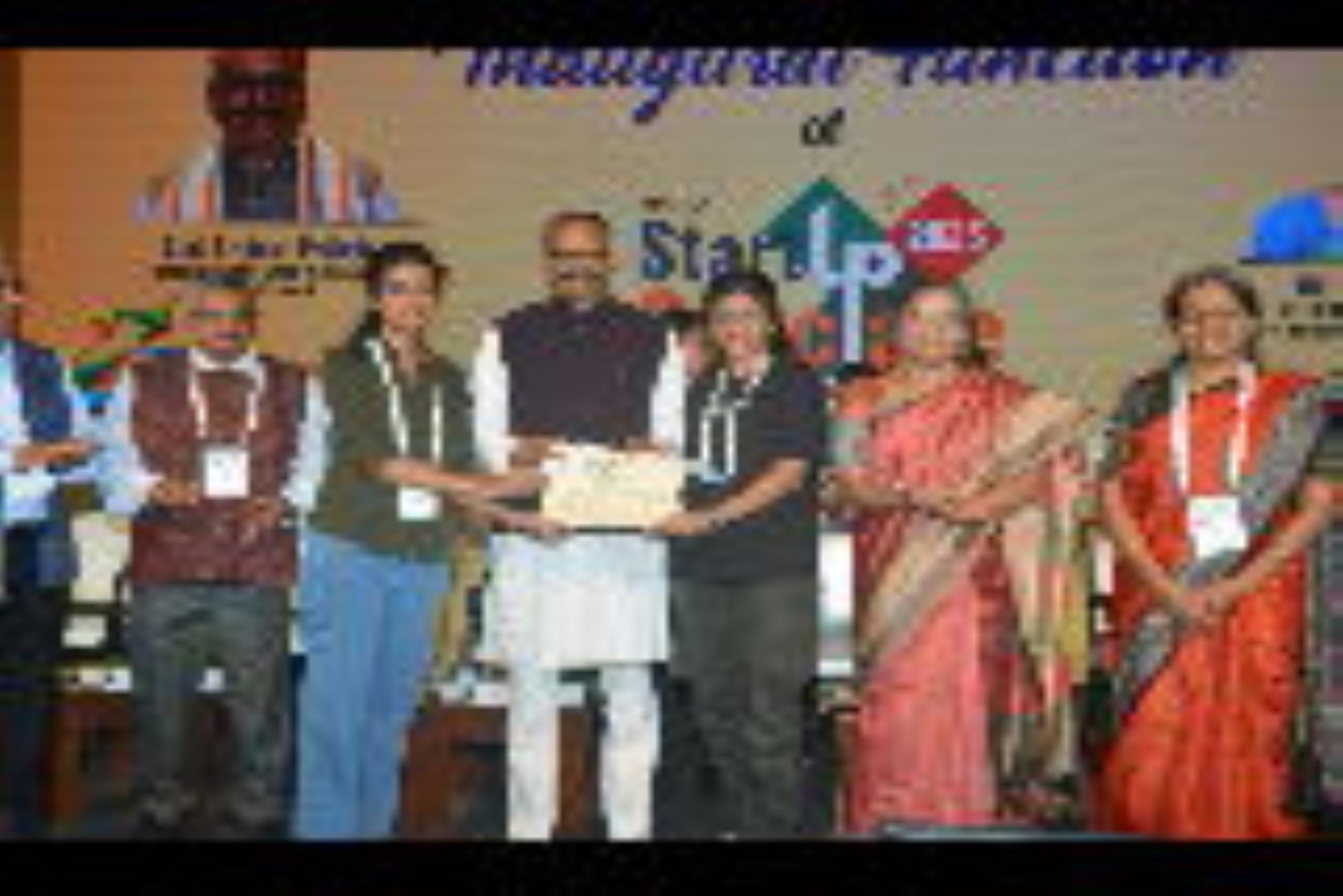राणा प्रताप मार्ग स्थित एनबीआरआई परिसर में रविवार से शुरू हुआ दो दिवसीय सीएसआईआर–स्टार्टअप कॉन् राणा प्रताप मार्ग स्थित एनबीआरआई परिसर में रविवार से शुरू हुआ दो दिवसीय सीएसआईआर–स्टार्टअप कॉन्