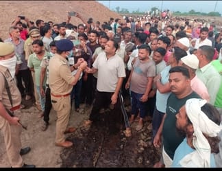 मृतक मुकेश का फाइल फोटो स्रोत परिजन मृतक मुकेश का फाइल फोटो स्रोत परिजन