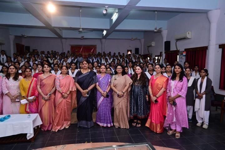 नवयुग कन्या महाविद्यालय में जागरूकता कार्यक्रम का आयोजन। नवयुग कन्या महाविद्यालय में जागरूकता कार्यक्रम का आयोजन।