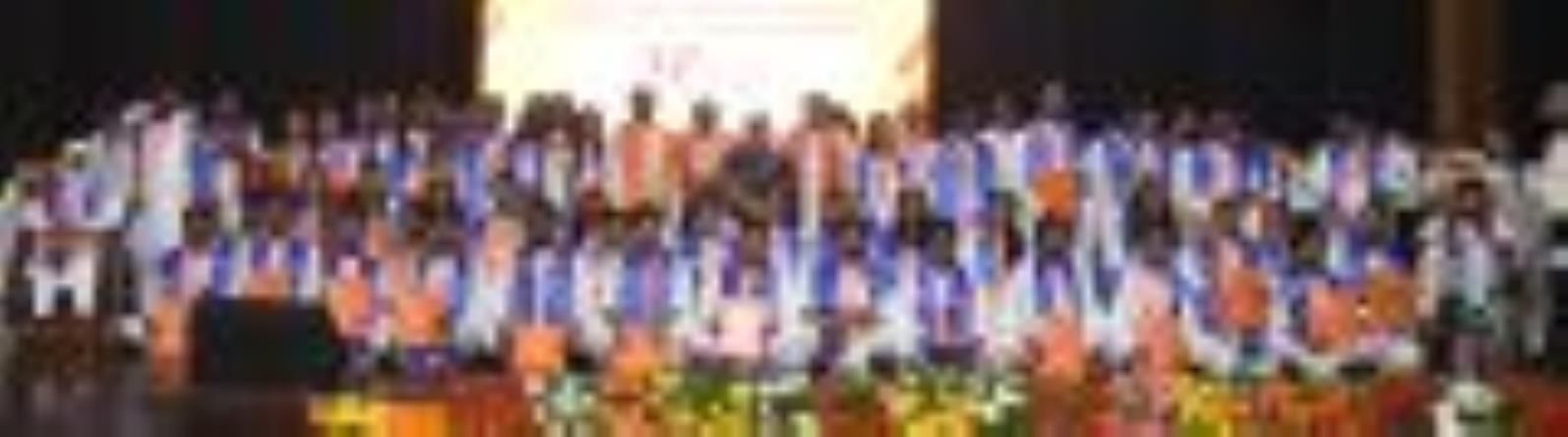 अटल प्रेक्षागृह में मंगलवार को डॉ. शकुंतला मिश्रा राष्ट्रीय पुनर्वास विश्वविद्यालय का 12वां दीक