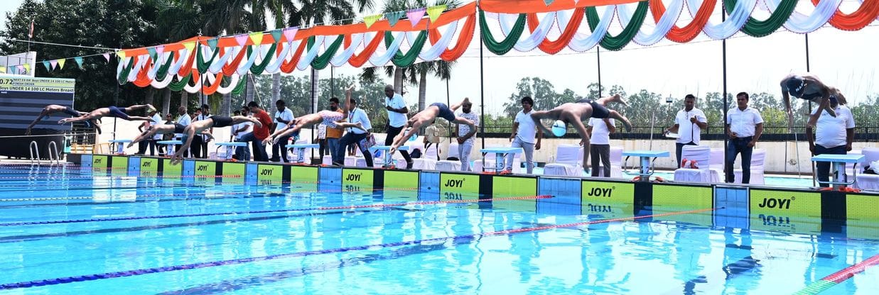 18. एमडीयू के यूनिवर्सिटी कैंपस स्कूल (यूसीएस) के तत्वावधान में सीबीएसई राष्ट्रीय तैराकी प्रतिय 18. एमडीयू के यूनिवर्सिटी कैंपस स्कूल (यूसीएस) के तत्वावधान में सीबीएसई राष्ट्रीय तैराकी प्रतिय