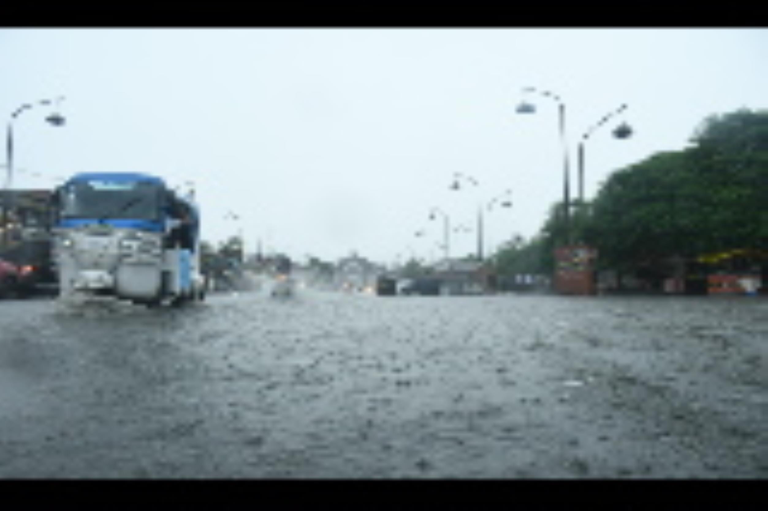 बारिश से जलभराव बारिश से जलभराव