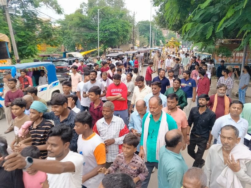 घोसी में विश्वकर्मा पूजन पर निकली शोभायात्रा।संवाद