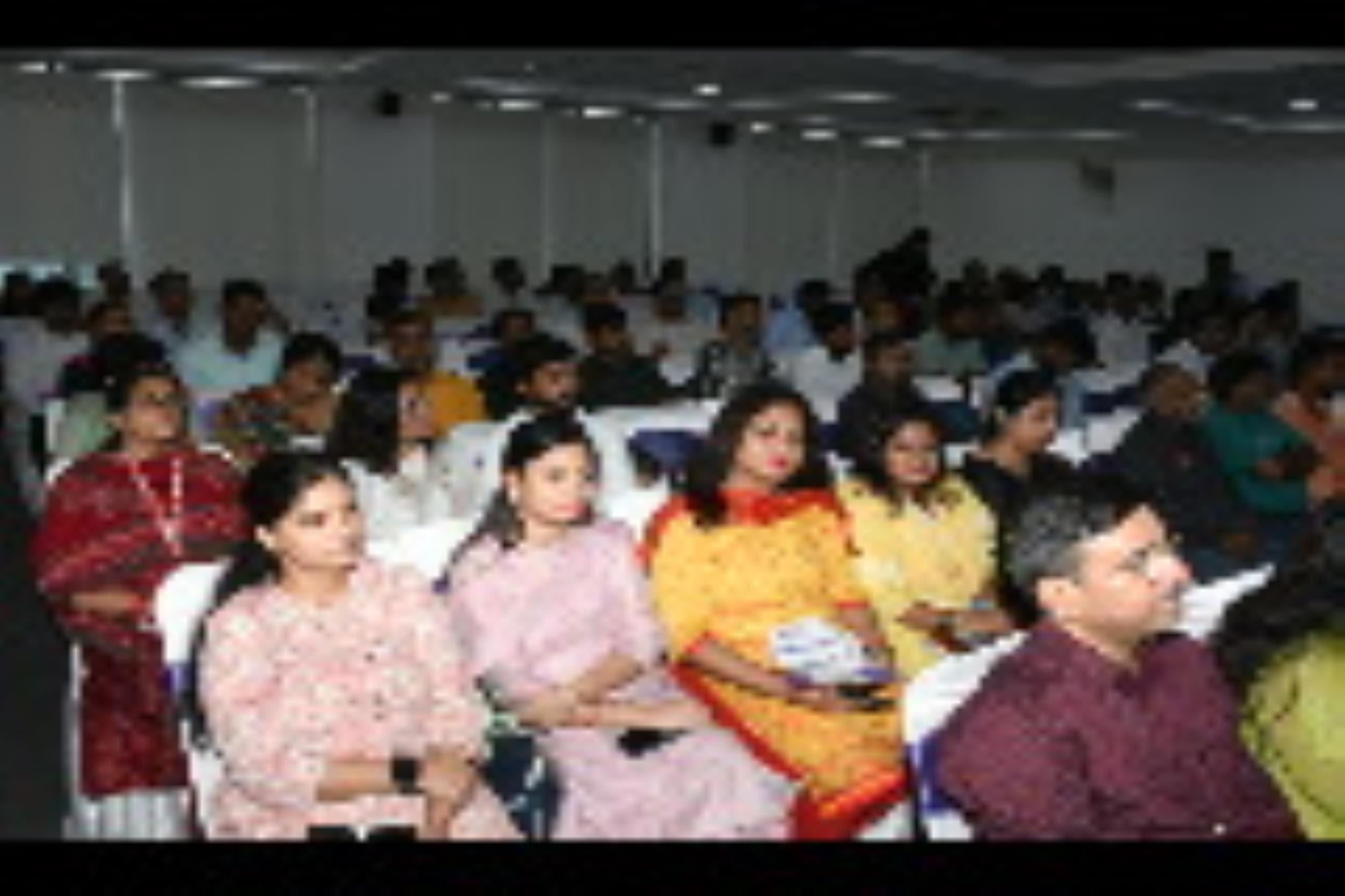 अमर उजाला के एमएसएमई कॉन्क्लेव के सत्र में उपस्थित वक्ता। अमर उजाला के एमएसएमई कॉन्क्लेव के सत्र में उपस्थित वक्ता।