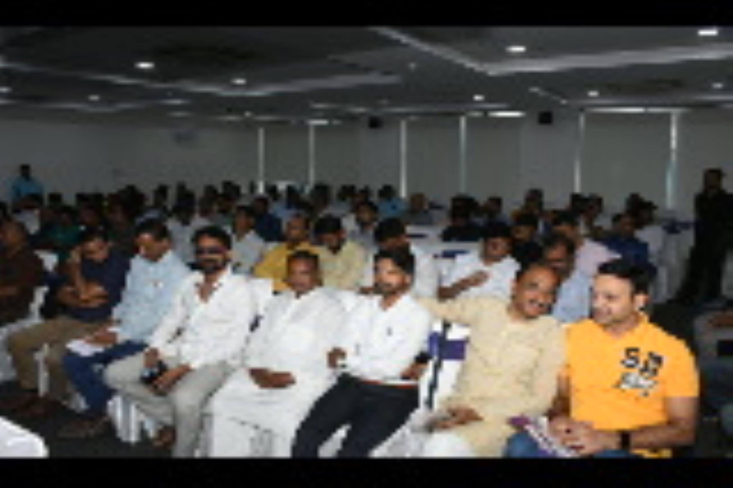 अमर उजाला के एमएसएमई कॉन्क्लेव के सत्र में उपस्थित वक्ता। अमर उजाला के एमएसएमई कॉन्क्लेव के सत्र में उपस्थित वक्ता।