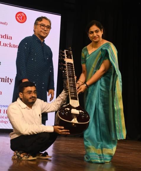 भातखंडे संस्कृति विश्वविद्यालय और नाद नरतन की तीन दिवसीय अंतरराष्ट्रीय काॅन्फ्रेंस बृहस्पतिवार भातखंडे संस्कृति विश्वविद्यालय और नाद नरतन की तीन दिवसीय अंतरराष्ट्रीय काॅन्फ्रेंस बृहस्पतिवार
