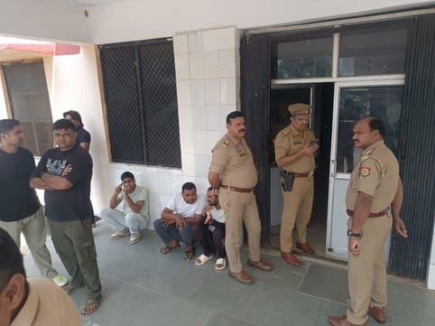 फोटो-19एयूआरपी08- आरक्षी जितेंद्र की फाइल फोटो। स्रोत:पुलिस फोटो-19एयूआरपी08- आरक्षी जितेंद्र की फाइल फोटो। स्रोत:पुलिस