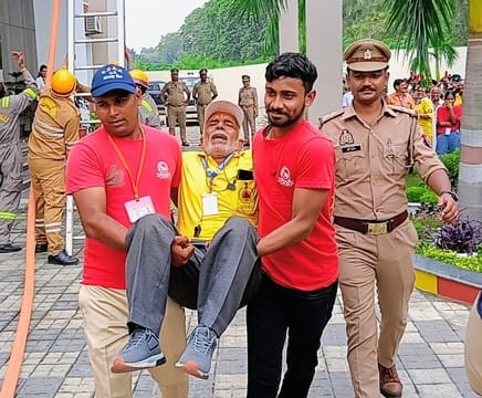 स्प्रिंग डेल्स पब्लिक स्कूल में राज्य आपदा प्रबंधन प्राधिकरण द्वारा भूकंप, अग्नि और रासायनिक आप स्प्रिंग डेल्स पब्लिक स्कूल में राज्य आपदा प्रबंधन प्राधिकरण द्वारा भूकंप, अग्नि और रासायनिक आप