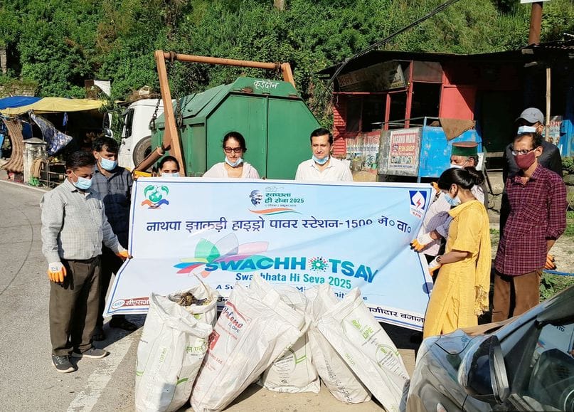 झाकड़ी परियोजना ने सफाई अभियान चलाकर दिया स्वच्छता का संदेश। स्रोत : परियोजना