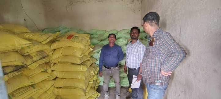 कार्यवाही करता हुआ जांच दल