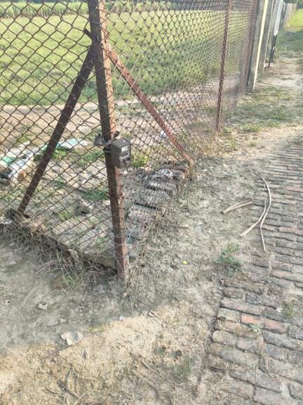 कैंट इलाके में नाइट विजन सेंसरयुक्त कैमरे लगाते वन कर्मी एवं तेंदुआ दिखने के वायरल वीडियो का स् कैंट इलाके में नाइट विजन सेंसरयुक्त कैमरे लगाते वन कर्मी एवं तेंदुआ दिखने के वायरल वीडियो का स्