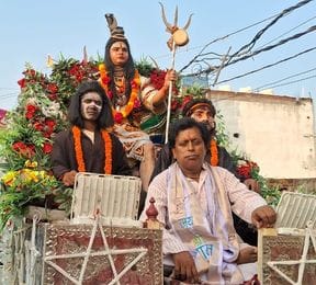 शिव बरात में शामिल भगवान शिव की झांकी। स्रोत कमेटी शिव बरात में शामिल भगवान शिव की झांकी। स्रोत कमेटी