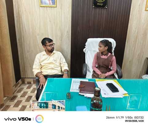 बीसलपुर के गांव चुरा सकत पुर के कंपोजिट विद्यालय में प्रभारी प्रधानाध्यापिका बनी छात्रा। संवाद बीसलपुर के गांव चुरा सकत पुर के कंपोजिट विद्यालय में प्रभारी प्रधानाध्यापिका बनी छात्रा। संवाद