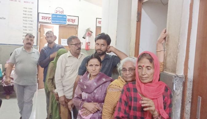 चंबा मेडिकल कॉलेज की खाली पड़ी सरकारी लैब।संवाद चंबा मेडिकल कॉलेज की खाली पड़ी सरकारी लैब।संवाद
