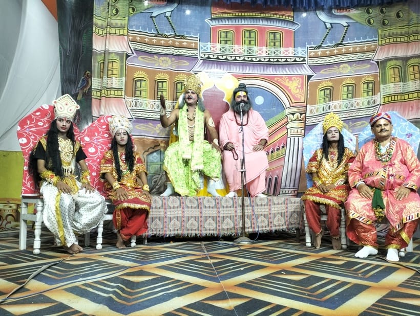 कुरुक्षेत्र। रामलीला का मंचन करते  जयश्री शारदा रामलीला एवं दशहरा सोसायटी के कलाकार। विज्ञप्ति