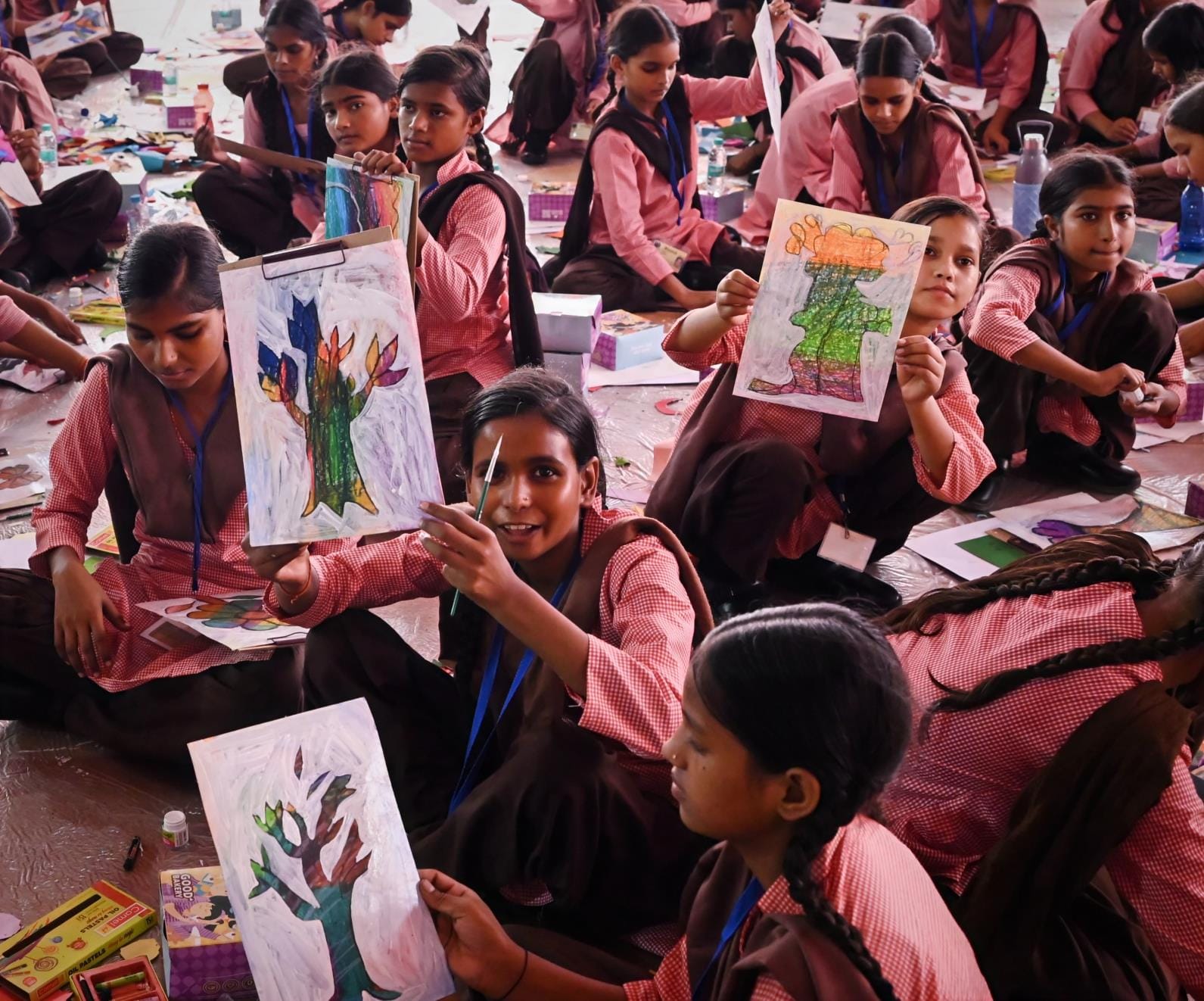 लखनऊ विश्वविद्यालय में लगे गोमती पुस्तक मेले में उमड़ी भीड़। लखनऊ विश्वविद्यालय में लगे गोमती पुस्तक मेले में उमड़ी भीड़।
