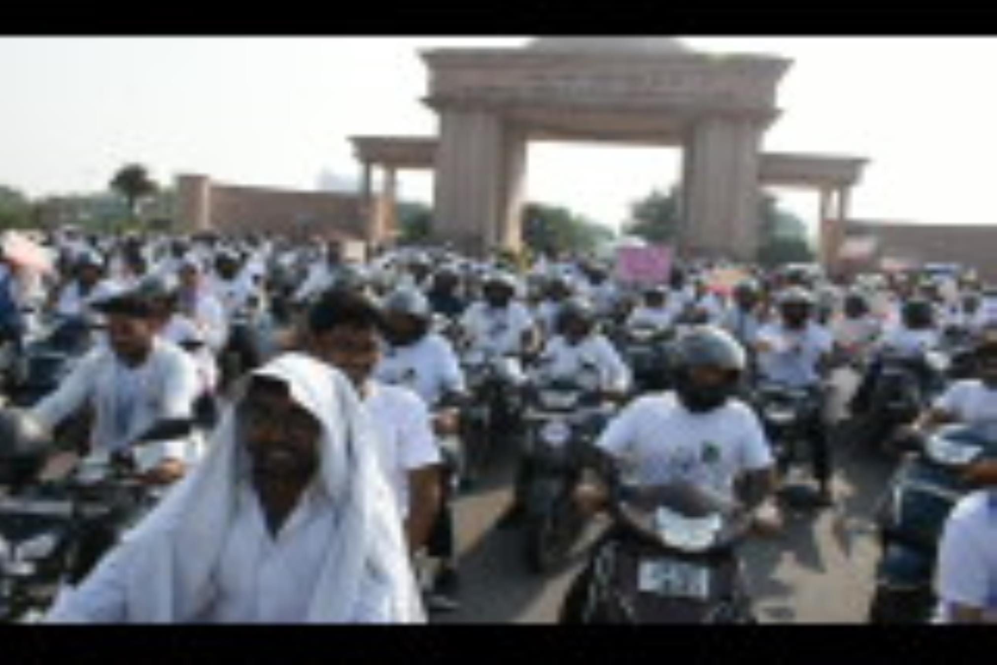 आयुर्वेद दिवस पर हुआ कार्यक्रम, निकली बाईक रैली।