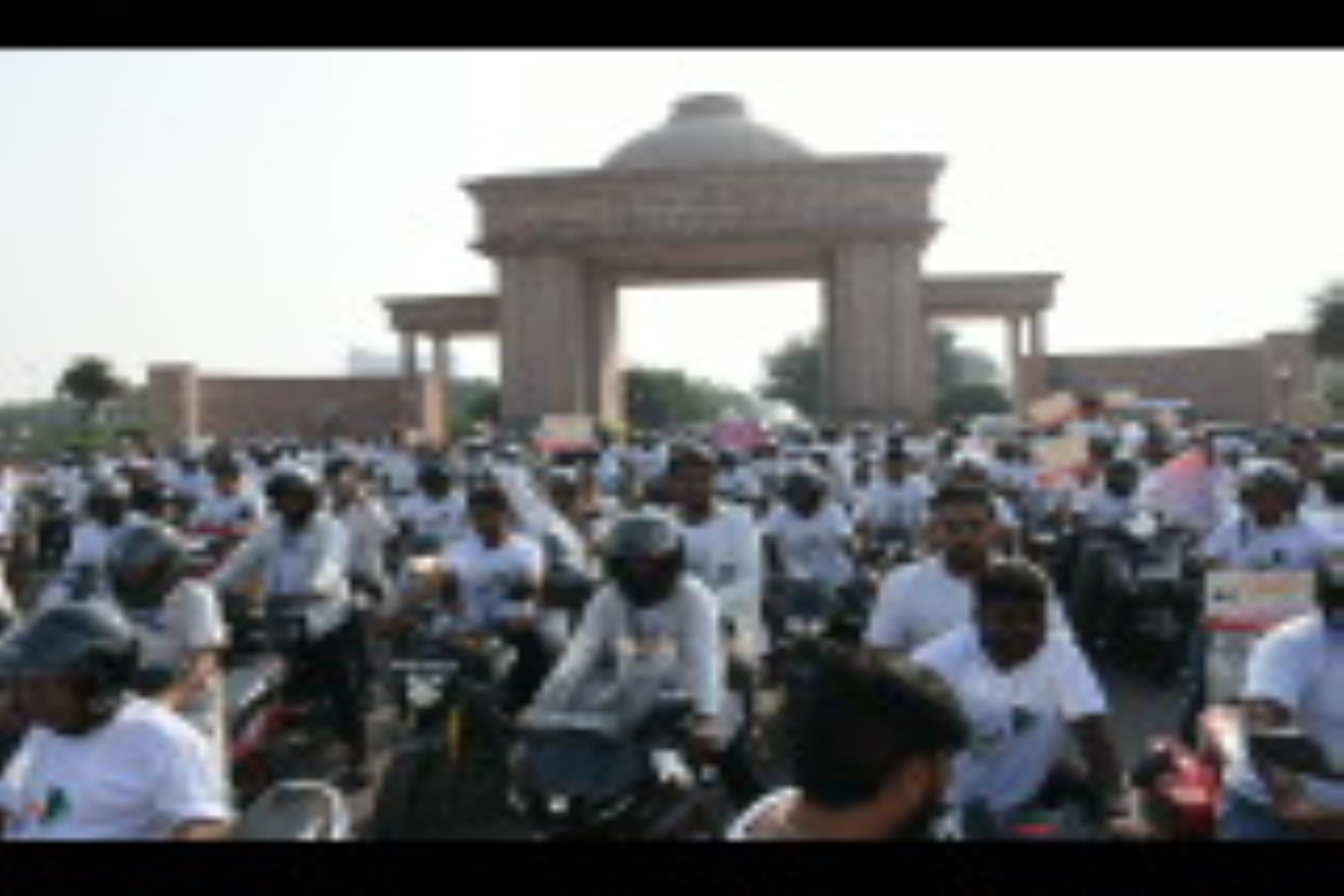 आयुर्वेद दिवस पर हुआ कार्यक्रम, निकली बाईक रैली।