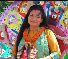 कथा वाचक देवी सत्यार्चा। (मवाना)