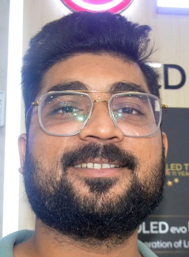 नितिन खण्डेलवाल, ग्राहक नितिन खण्डेलवाल, ग्राहक