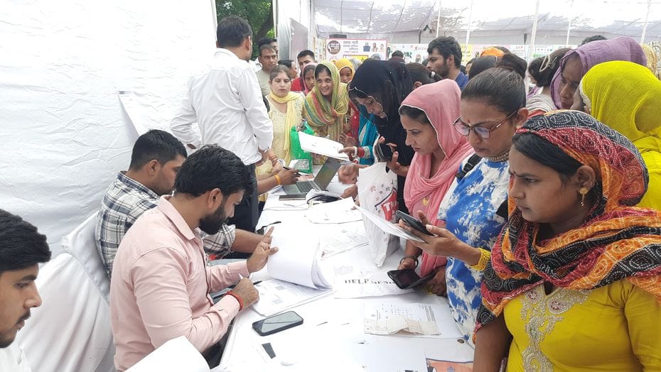 फोटो 04: सोनीपत के नागरिक अस्पताल में दीनदयाल लाडो लक्ष्मी योजना के शुभारंभ पर जिला स्तरीय कार् फोटो 04: सोनीपत के नागरिक अस्पताल में दीनदयाल लाडो लक्ष्मी योजना के शुभारंभ पर जिला स्तरीय कार्