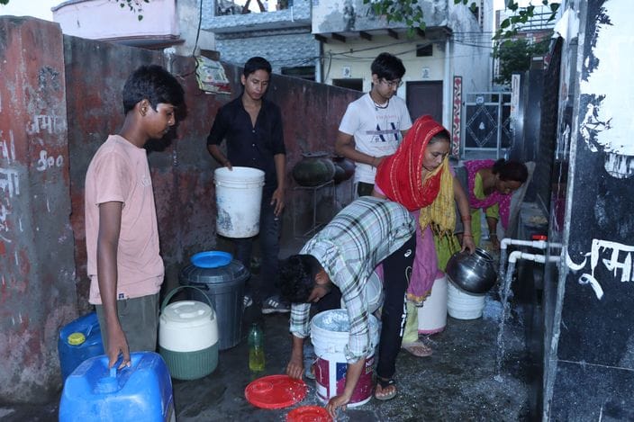 28 आकाश , सब्जी मंडी 28 आकाश , सब्जी मंडी