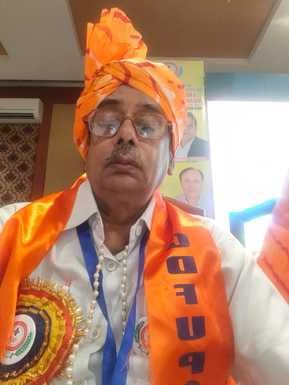 फोटो- 05 मेडिकल स्टोर में बिक्री के लिए रखी दवाएं। संवाद