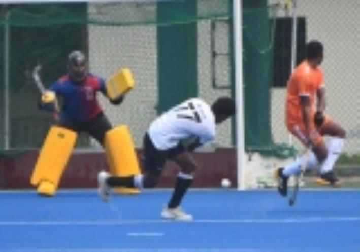 मो. शाहिद स्टेडियम में खेली जा रही ऑल इंडिया केडी सिंह बाबू प्राइजनमनी हाॅकी के तहत एयरफोर्स 