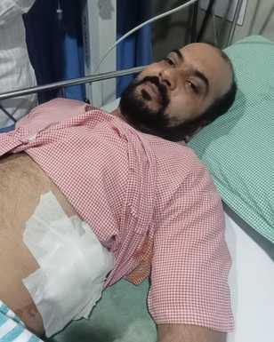 मेरठ..कंवलजीत..शारदा रोड पर कनोहर लाल डिग्री कॉलेज के सामने अमेरिकन इंस्टीट्यूट के जीने पर शिक् मेरठ..कंवलजीत..शारदा रोड पर कनोहर लाल डिग्री कॉलेज के सामने अमेरिकन इंस्टीट्यूट के जीने पर शिक्