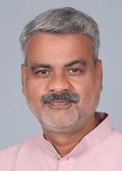 राज किशोर, सराफ