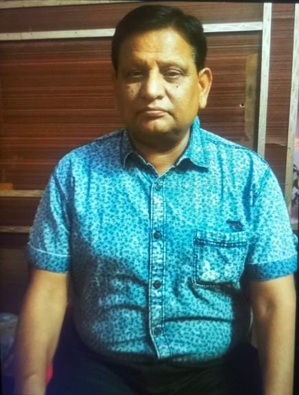 अमीनाबाद में अतिक्रमण से लगता है जाम।