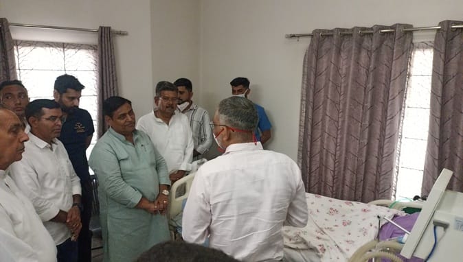बीकानेर: रामेश्वर डूडी के स्वास्थ्य की जानकारी लेने बीकानेर पहुंचे कांग्रेस प्रदेशाध्यक्ष गोविं