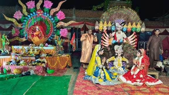 फोटो 27: शाहाबाद में श्रीसुंदरकांड का पाठ करते भगवा परिवार के सदस्य। संवाद फोटो 27: शाहाबाद में श्रीसुंदरकांड का पाठ करते भगवा परिवार के सदस्य। संवाद