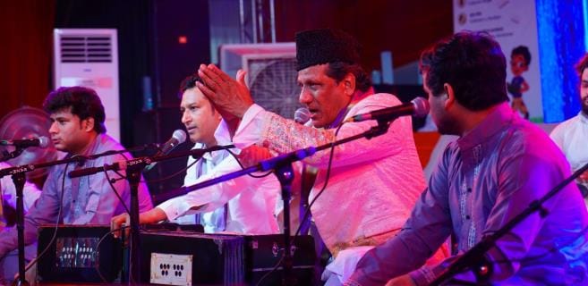 लखनऊ विश्वविद्यालय में चल रहे गोमती पुस्तक मेले के आठवें दिन बाल मन की बात के साथ ही साहित्यिक 