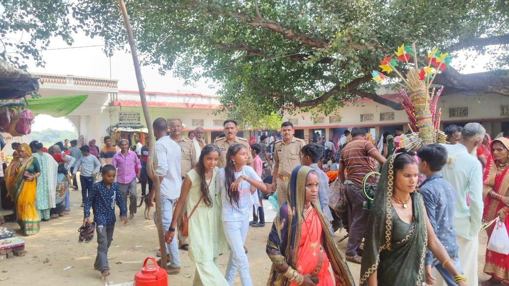 पहाड़िया दाई मंदिर में स्थापित देवी प्रतिमा। संवाद पहाड़िया दाई मंदिर में स्थापित देवी प्रतिमा। संवाद