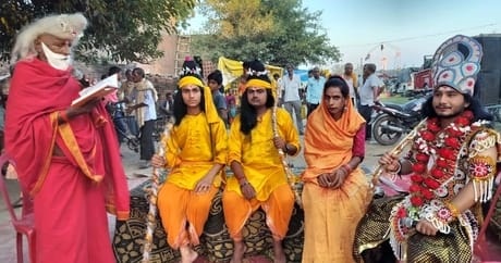 रुद्र बालाजी धाम पर मातारानी की पूजा करते भक्त। स्रोत: मंदिर कमेटी रुद्र बालाजी धाम पर मातारानी की पूजा करते भक्त। स्रोत: मंदिर कमेटी