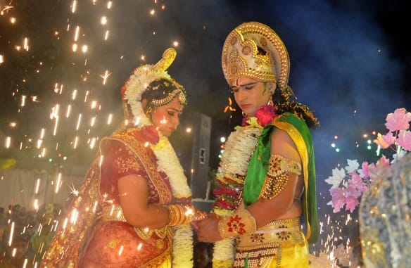 -हल्दौर मं श्रीराम बरात में शामिल झांकी। संवाद -हल्दौर मं श्रीराम बरात में शामिल झांकी। संवाद