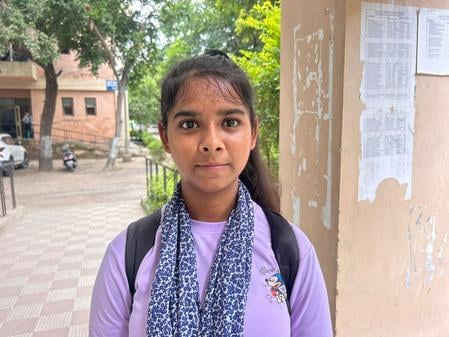11 बोहर निवासी सतवंती अपनी पोत्री कनिष्का व हिमानी के साथ । संवाद