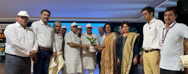 47 रोहतक के जेड ग्लोबल स्कूल में आयोजित राज्य स्तरीय स्कूली स्केटिंग प्रतियोगिता में अभ्यास कर 47 रोहतक के जेड ग्लोबल स्कूल में आयोजित राज्य स्तरीय स्कूली स्केटिंग प्रतियोगिता में अभ्यास कर