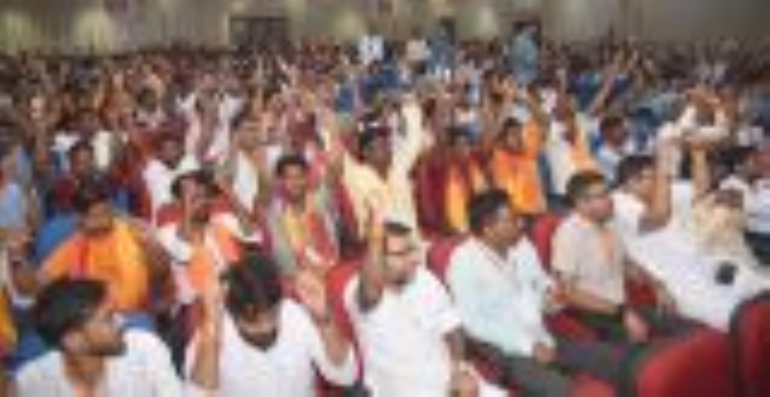 भारतखंडे संस्कृत विश्वविद्यालय की सभागार में आयोजित विश्व युवा इकाई बजरंग दल के नशा मुक्त युवा 