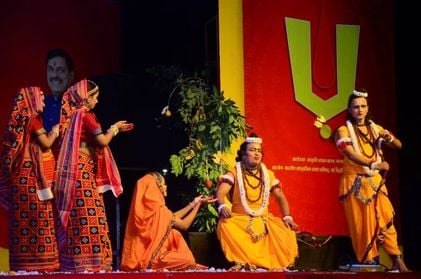फोटो 28 सीकेटीपी-13- परिचय- रामलीला में लक्ष्मण शक्ति लीला का मंचन करते कलाकार। संवाद फोटो 28 सीकेटीपी-13- परिचय- रामलीला में लक्ष्मण शक्ति लीला का मंचन करते कलाकार। संवाद