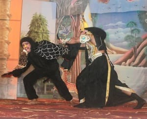 मेरठ..कंवलजीत..भैंसाली मैदान स्थित छावनी रामलीला में मंचन करते कलाकार......संवाद